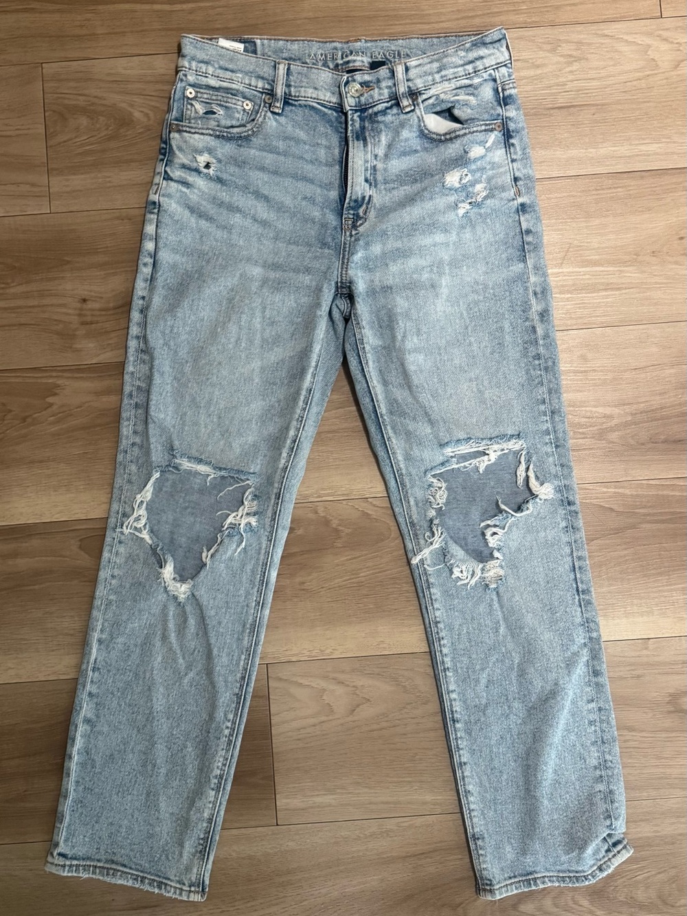 AE Mom Jeans (W6- Reg)
